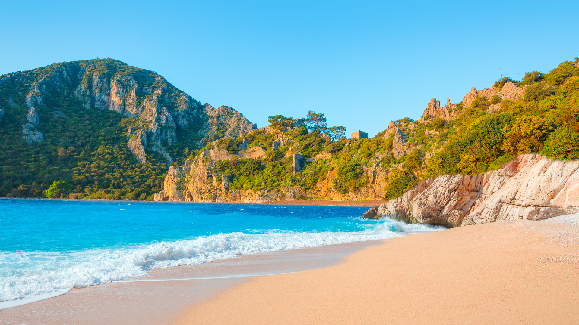 Feiner Sand und blaues Meer in der Türkei: So schön sind die Blaue Lagune, die Kleopatra-Insel und Co.